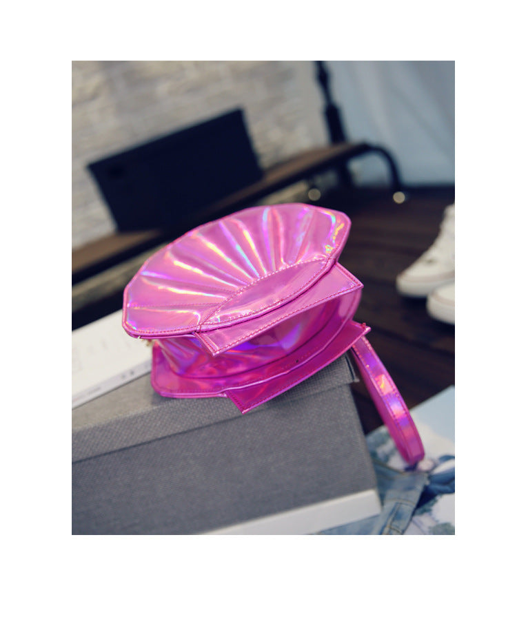 Coquillage - Seashell Drag Queen Bag | Queenofdrag.com